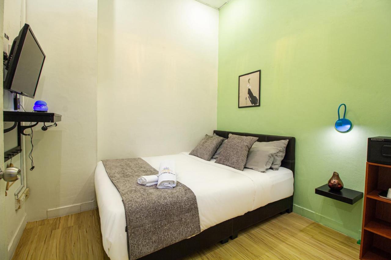 Q Loft Hotels@Geylang Singapore Esterno foto